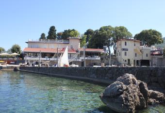 CAPTAIN S HOUSE Lovran - 4 stars - no neighbors has Balcony rooms