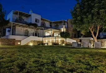 Elia Apartments has Balcony rooms