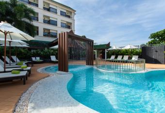 Krabi Heritage Hotel allows 18 year olds to book a room