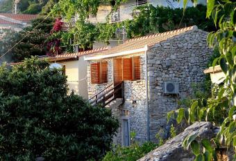 Apartments with a parking space Borje, Peljesac - 12507 has Balcony rooms