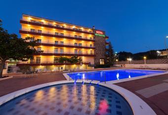 BLUESEA Continental has Balcony rooms