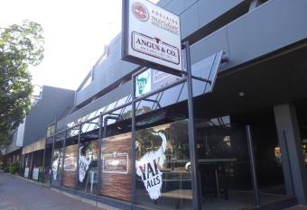 Comfort Hotel Adelaide Meridien has Balcony rooms