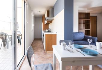 Residence Del Sole has Balcony rooms