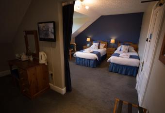 Brathay Lodge allows 18 year olds to book a room