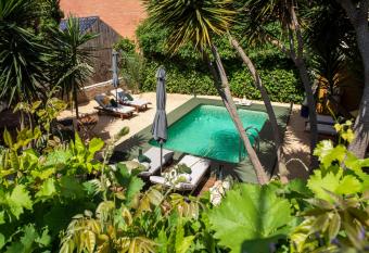 Casa Con Destino has Balcony rooms