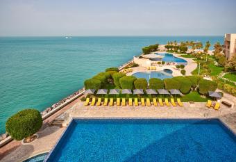 Marina Hotel has Balcony rooms