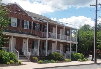 Inn at Cemetery Hill has Balcony rooms
