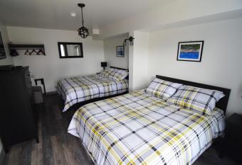 Mon Coin de Pays has Balcony rooms