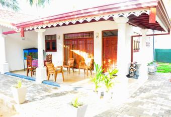 Marcelin Family Villa allows 18 year olds to book a room