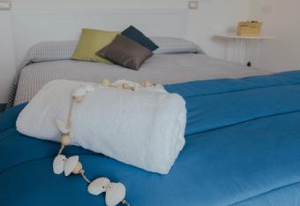 Aurora B&B has Balcony rooms