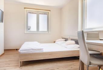 Willa Marin has Balcony rooms