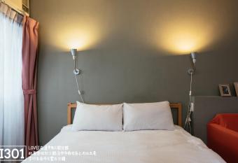 Fengjia Love I Hostel has Balcony rooms