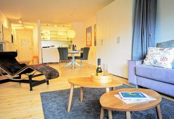 Piz Mezdi 15 allows 18 year olds to book a room