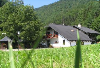 Guest House Atel  ek has Balcony rooms