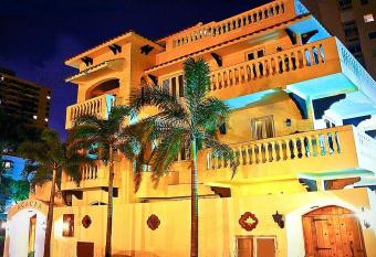 Acacia Boutique Hotel has Balcony rooms