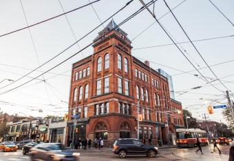 The Broadview Hotel has Balcony rooms