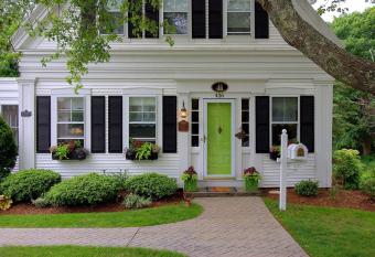 Long Dell Inn has Balcony rooms
