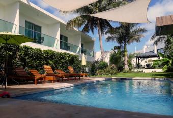 Hotel Villa Escondida Campeche allows 18 year olds to book a room