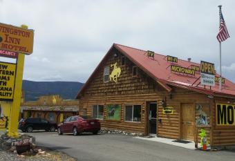 Livingston Inn allows 18 year olds to book a room