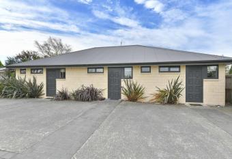 Wayside Motel allows 18 year olds to book a room