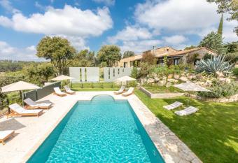 Domaine Monte Verdi has Balcony rooms