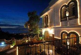 La Dimora le Fumarole Rooms has Balcony rooms