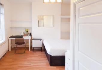 OutRam 26 allows 18 year olds to book a room