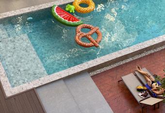 Issara by D Hostel allows 18 year olds to book a room