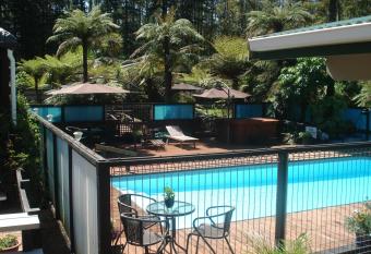 Woodlands Motel has Balcony rooms