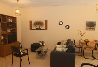 Tritsa House, 3-bedroom apt next to Corfu Town and airport has Balcony rooms