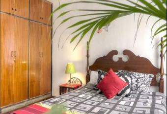 Sherry Homes - New Zana Westlands has rooms with a private hot tub