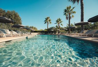 H  tel Le Catalogne has Balcony rooms