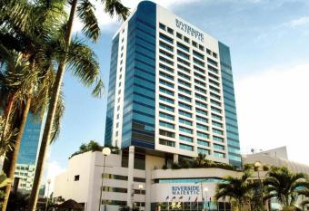 Puteri Wing - Riverside Majestic Hotel allows 18 year olds to book a room