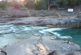 Turner Falls Park Villa has Balcony rooms