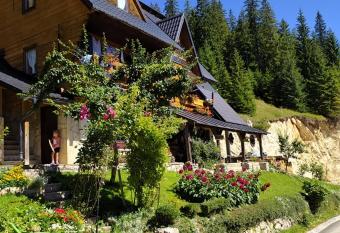 Apartments Vu  ko Vla  i   has Balcony rooms