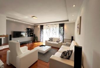 Apartmani Nova has Balcony rooms