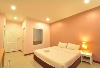 The1place has Balcony rooms