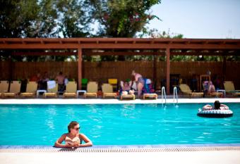 Sivila Hotel has Smoking/Balcony rooms