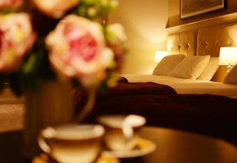 Rooms At Rue allows 18 year olds to book a room