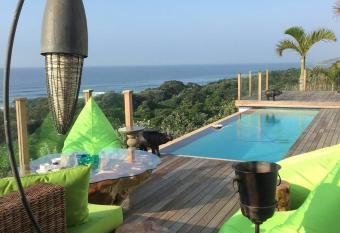Nakai Beach Homestay allows 18 year olds to book a room