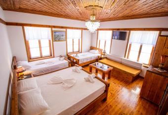 Hotel Bebej Tradicional has Balcony rooms