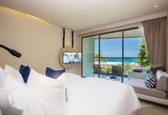 The SIS Kata Resort - Adult Only has Balcony rooms