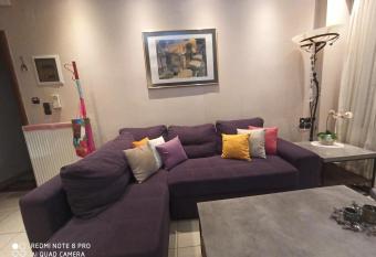 Safe & Cool Apartment has Balcony rooms