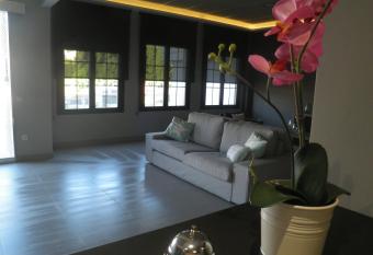 Apartamentos Santa Clara has Balcony rooms