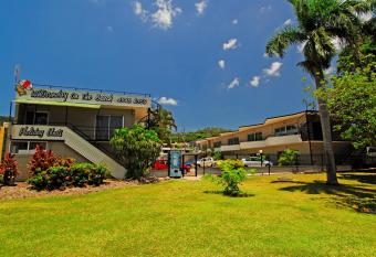 Whitsunday on The Beach allows 18 year olds to book a room