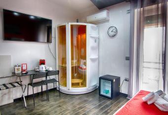 Covo Degli Angioini has Balcony rooms