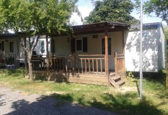 Campeggio Amici di Lazise has Balcony rooms