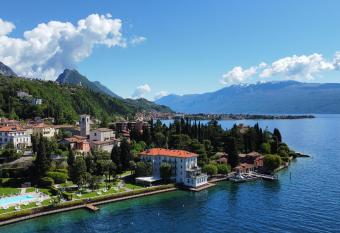 Hotel Bella Riva has Balcony rooms