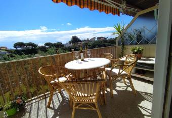 Apartment Remo Just entirely Remodeled has Balcony rooms