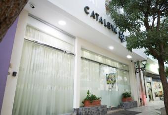 Cataleya Hotel allows 18 year olds to book a room